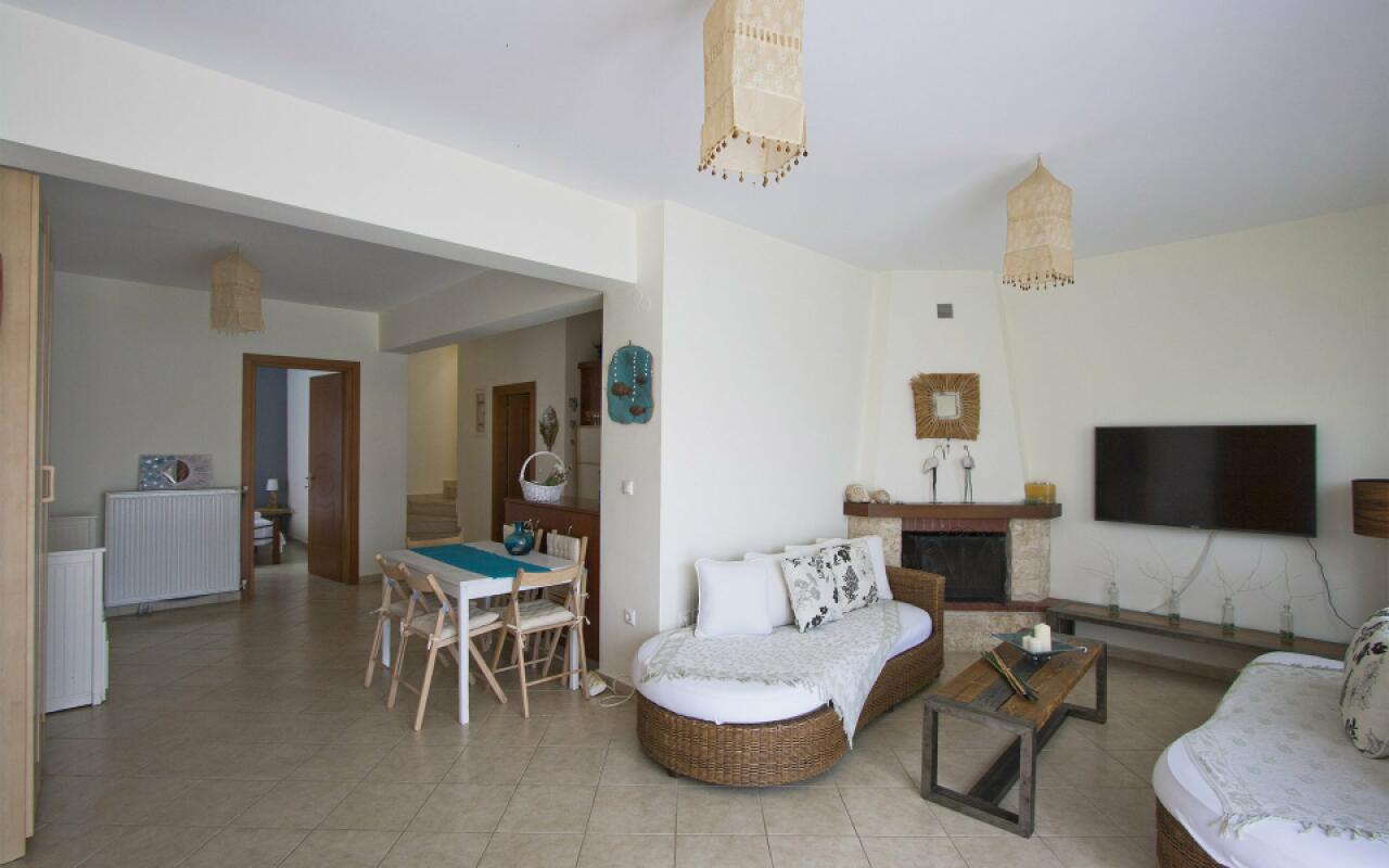 Bozis Private Pool Villa, Siviri