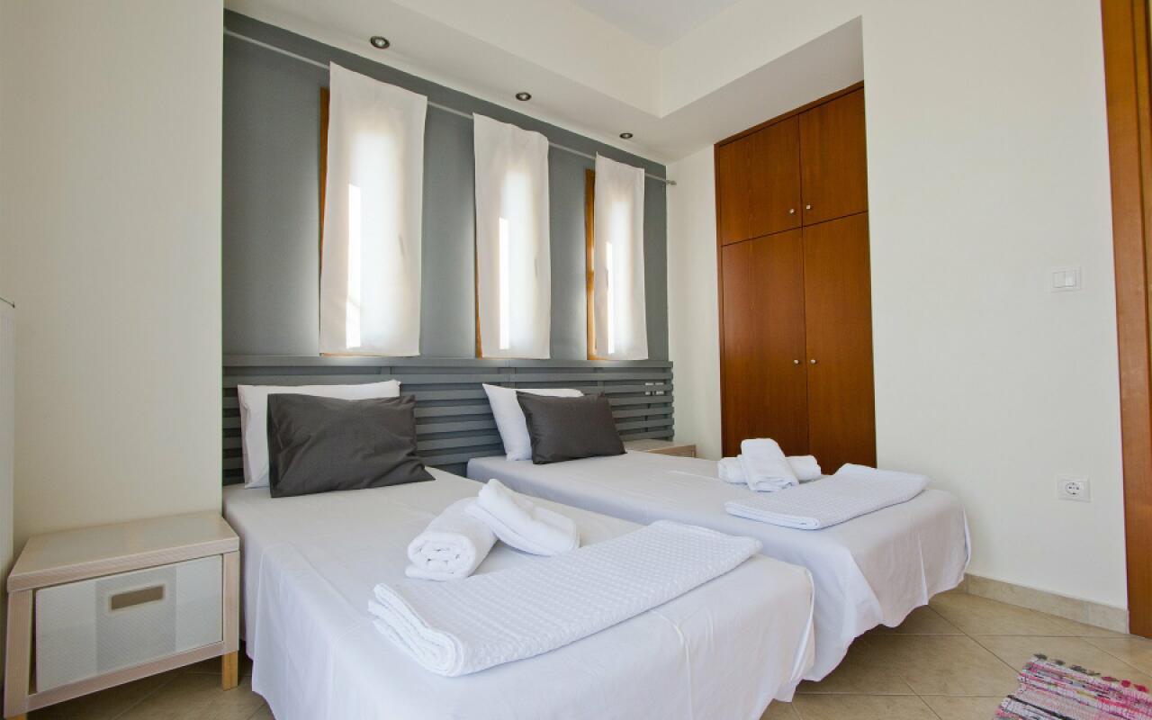 Bozis Private Pool Villa, Siviri