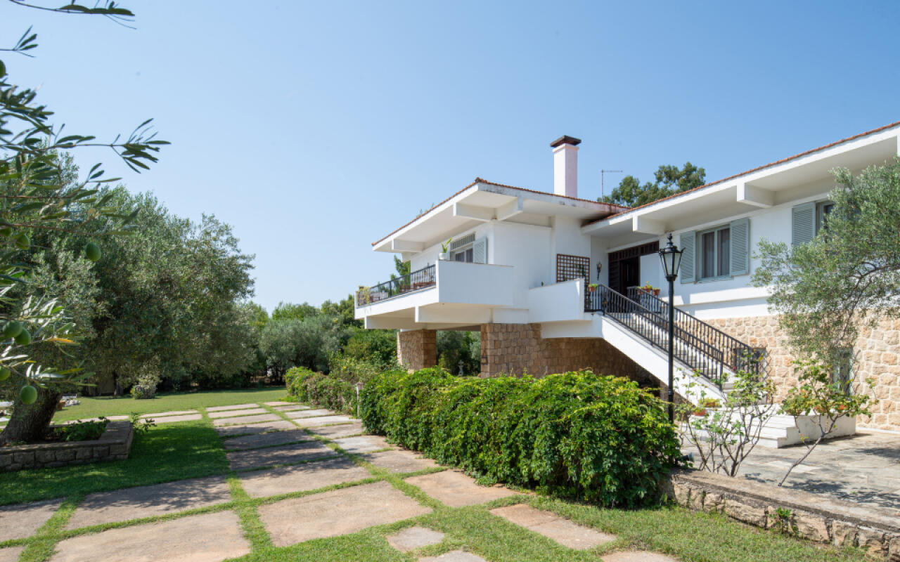 Stone-Made Seaside Villa, Nikiti