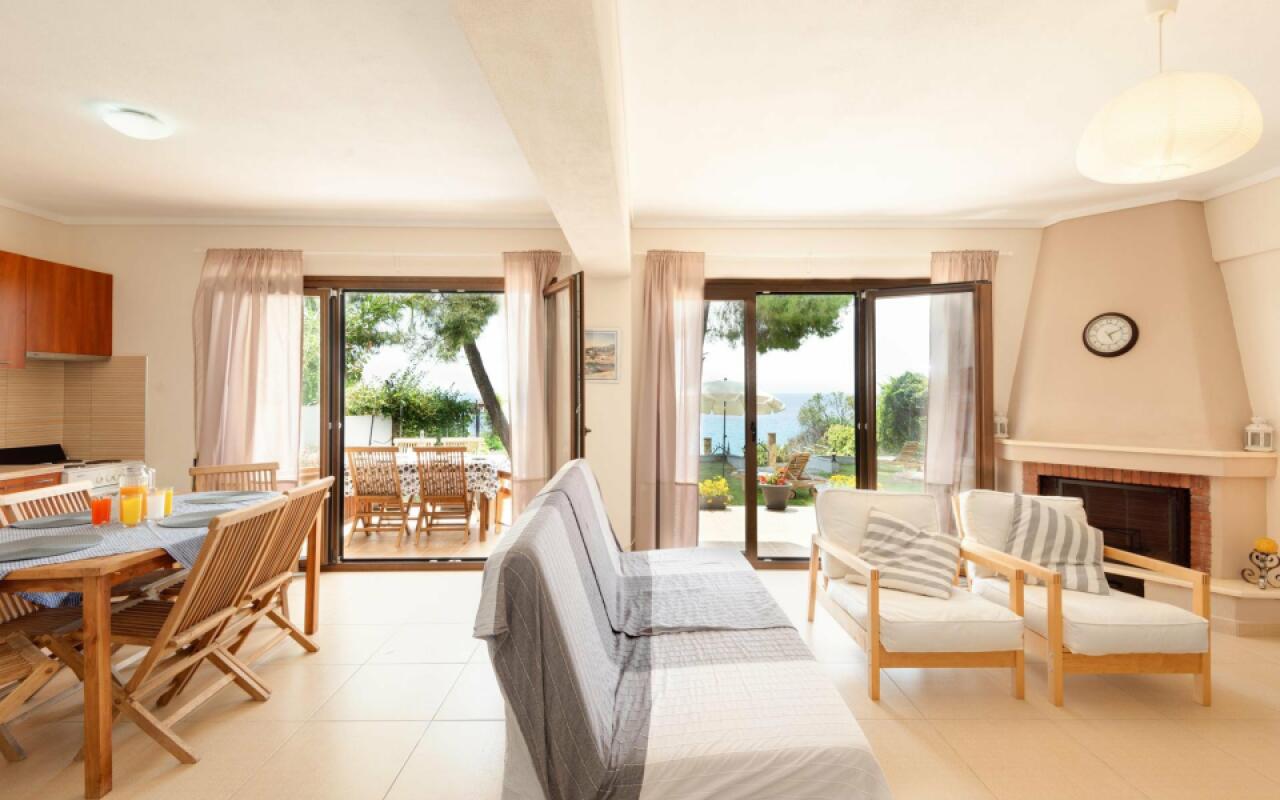 Beachfront Villa, Possidi