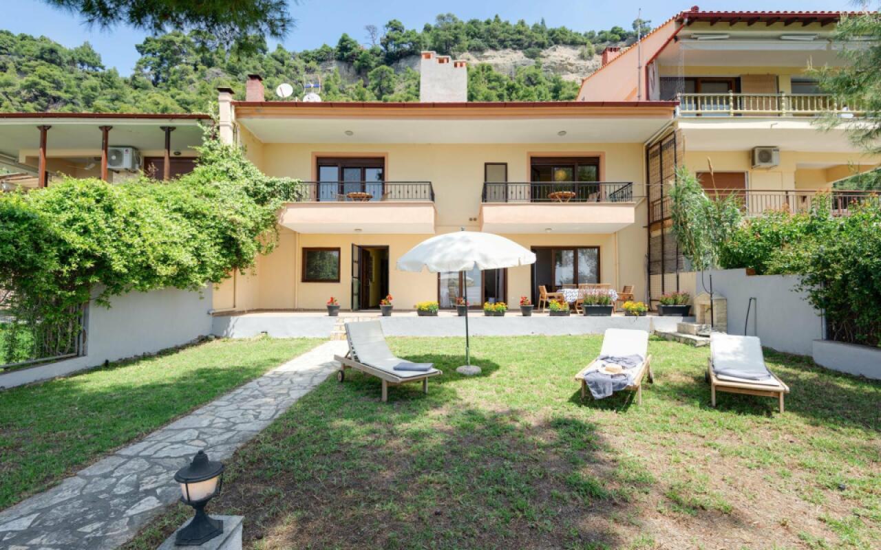 Beachfront Villa, Possidi