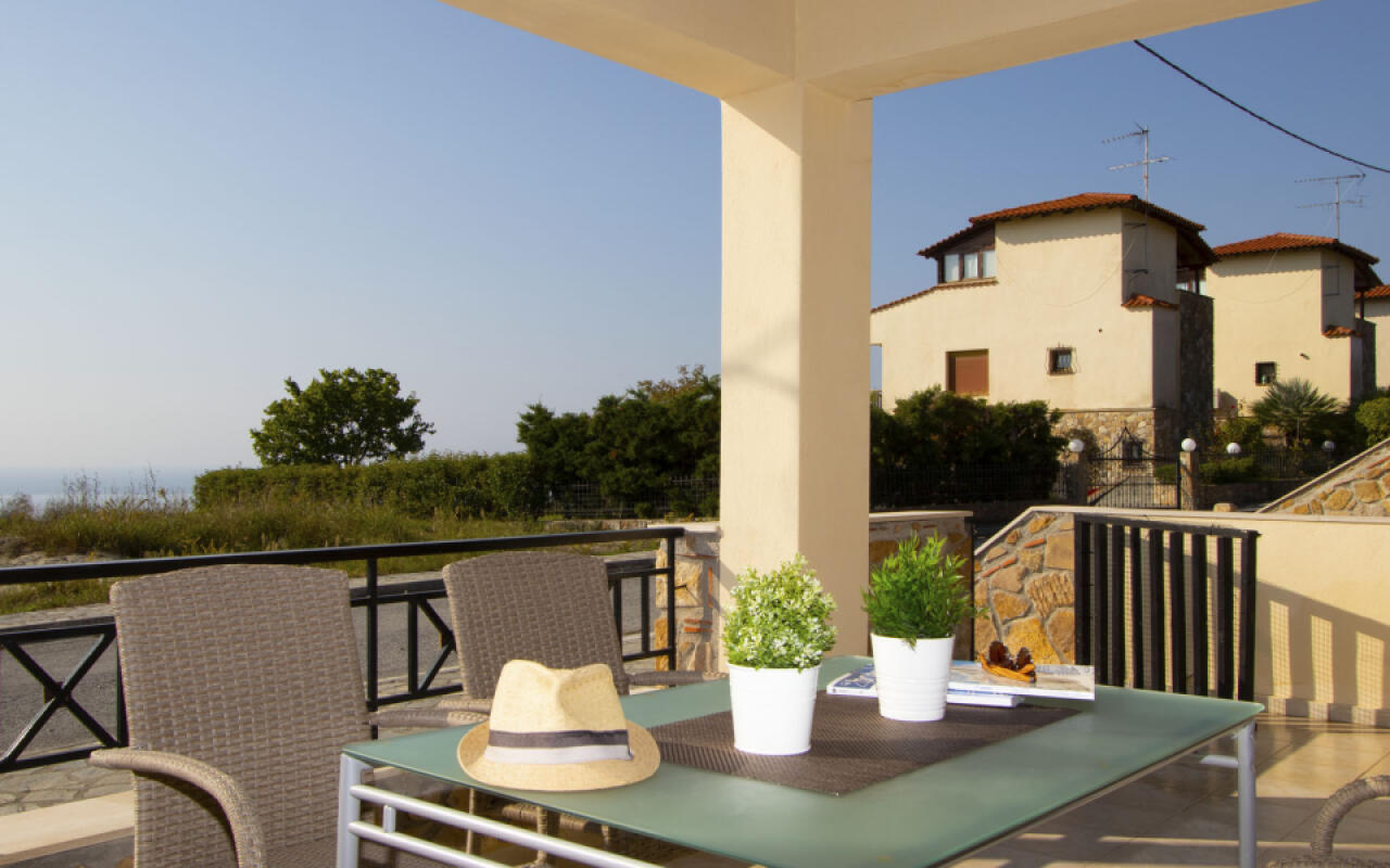 Possidi Maisonette, Possidi