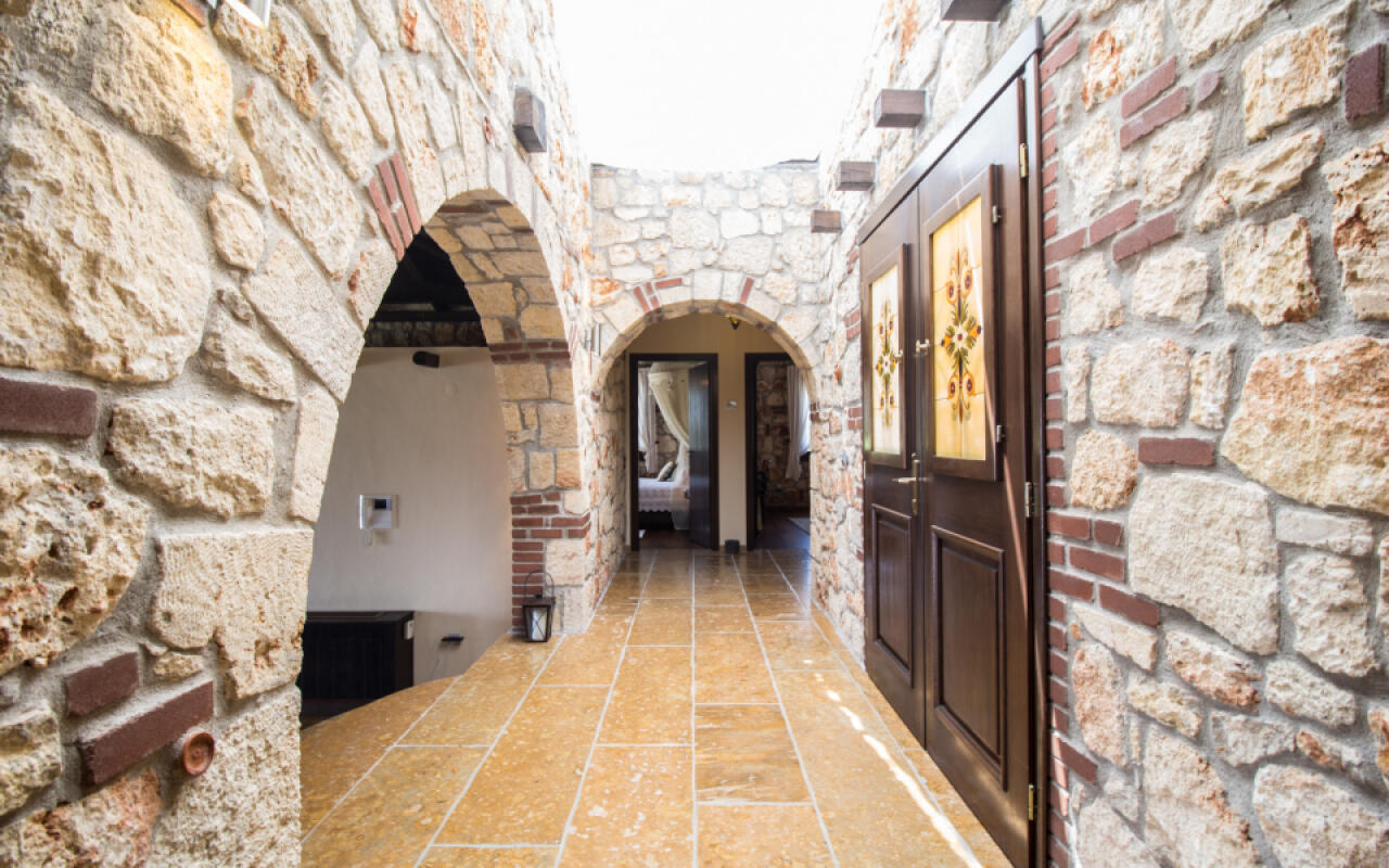 Blue Estate Villa with private pool, Nikiti