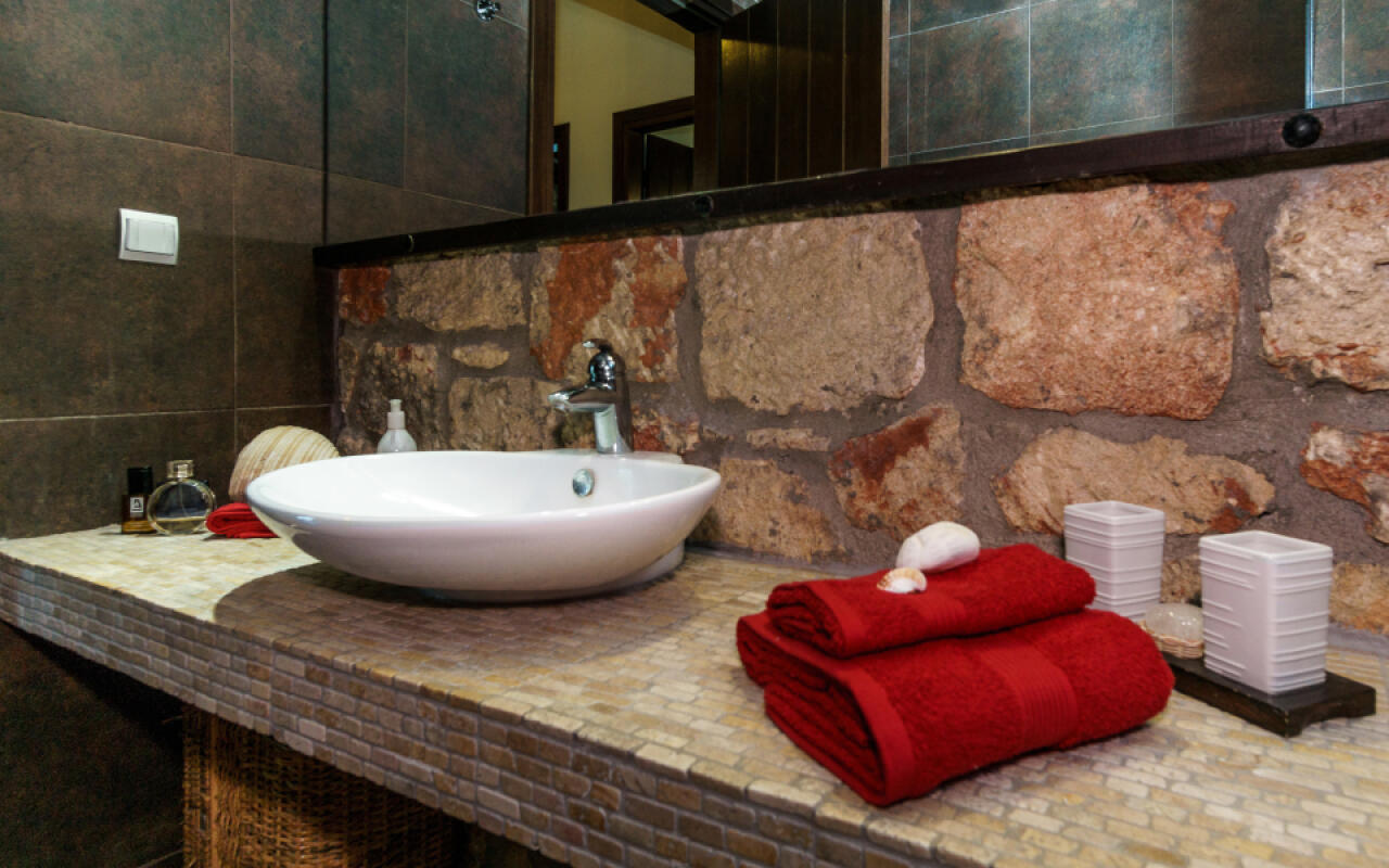 Blue Estate Villa with private pool, Nikiti