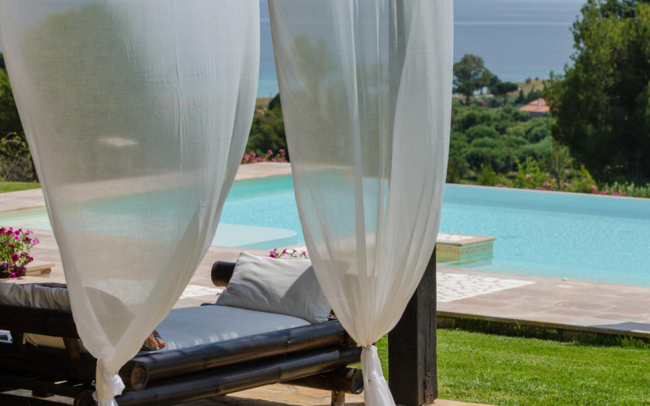 Blue Estate Villa with private pool, Nikiti