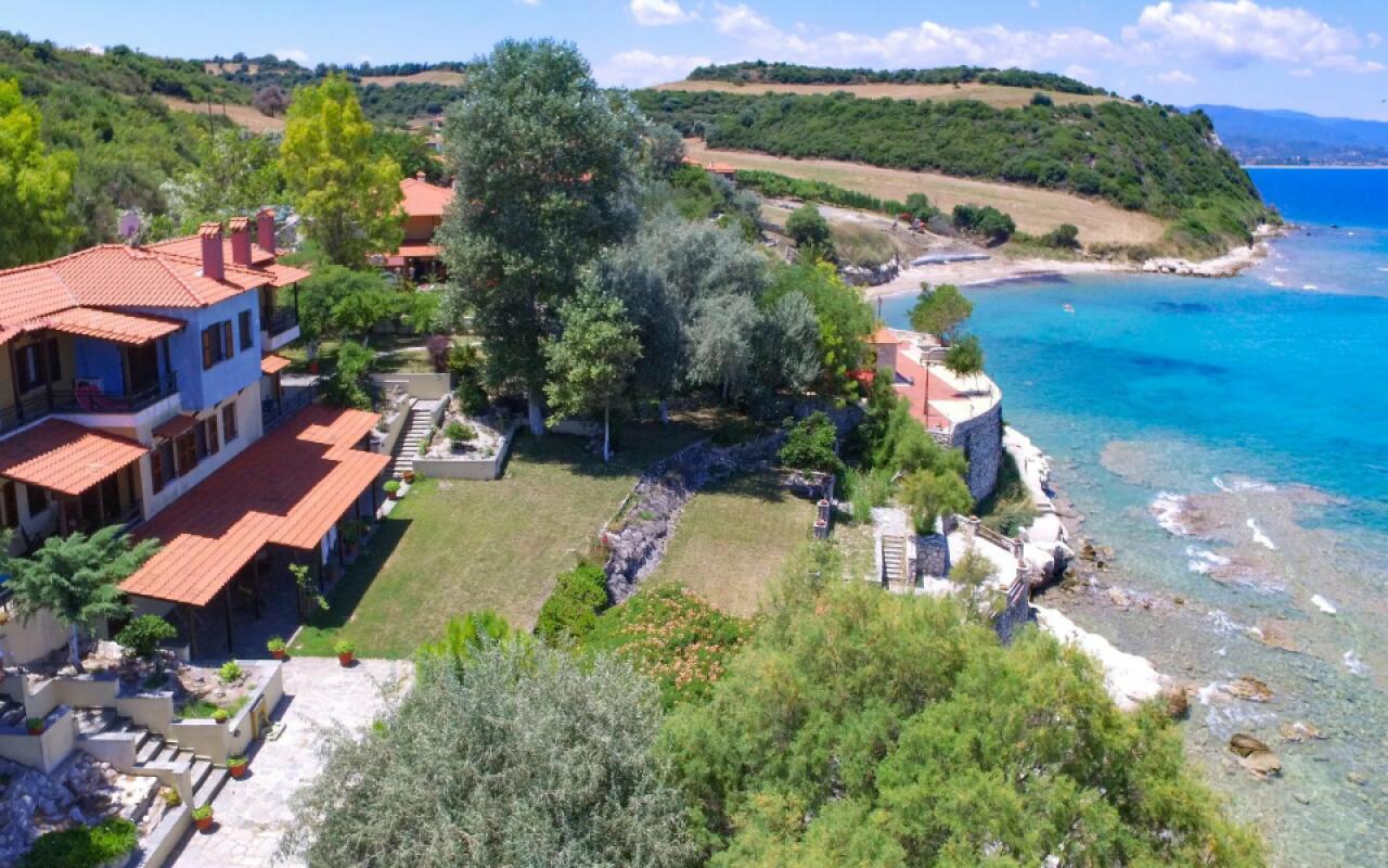 Kiparissi Sea Front Villa, Ierissos