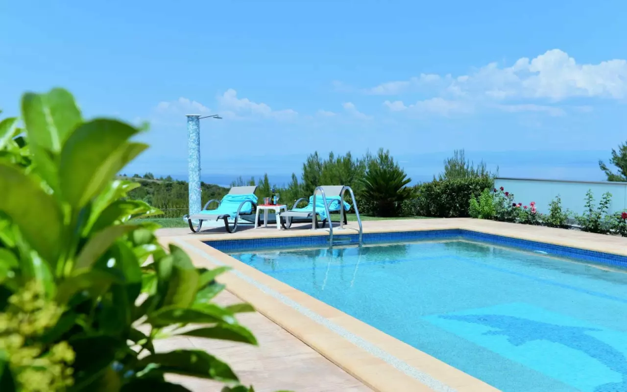 Golden Private Pool Villa, Hanioti