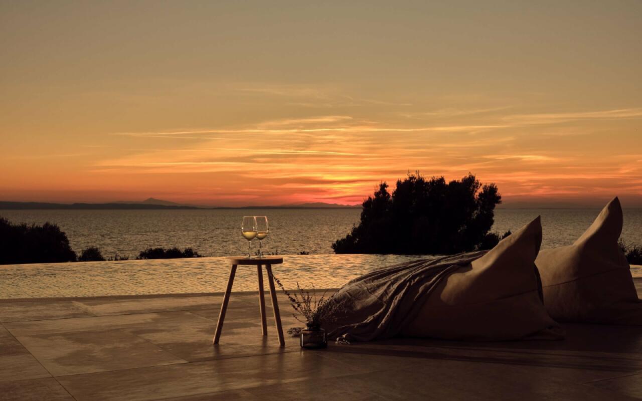 Mernatio Beach Front Villa, Lagomandra