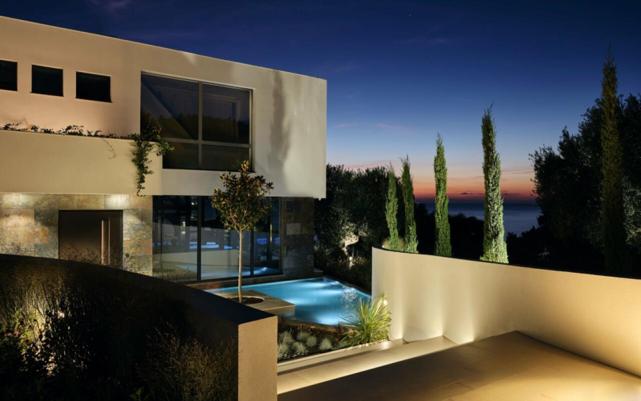 Mernatio Beach Front Villa, Lagomandra