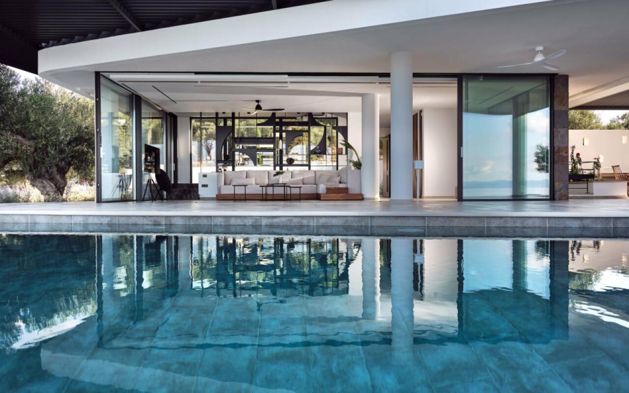 Mernatio Beach Front Villa, Lagomandra