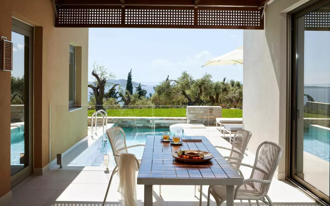 Eagles Residential 2 Bedroom Pool Villa With Private Garden, Ouranoupoli