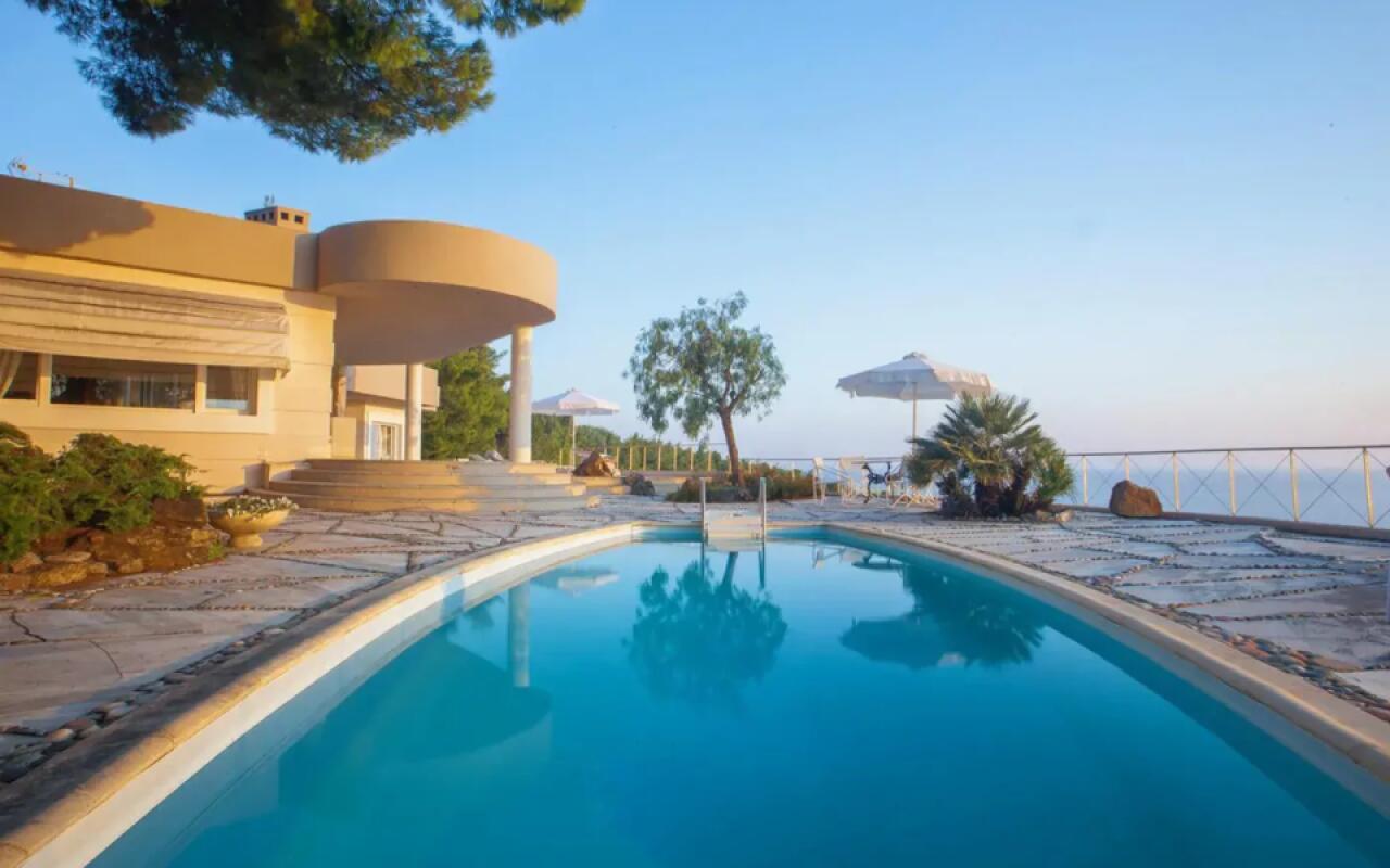 Blue pearl Villa, Sani