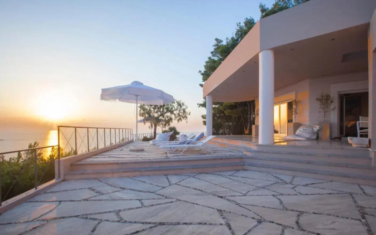 Blue pearl Villa, Sani