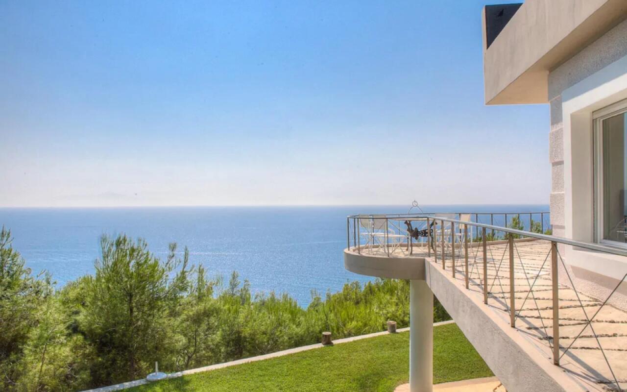 Blue pearl Villa, Sani