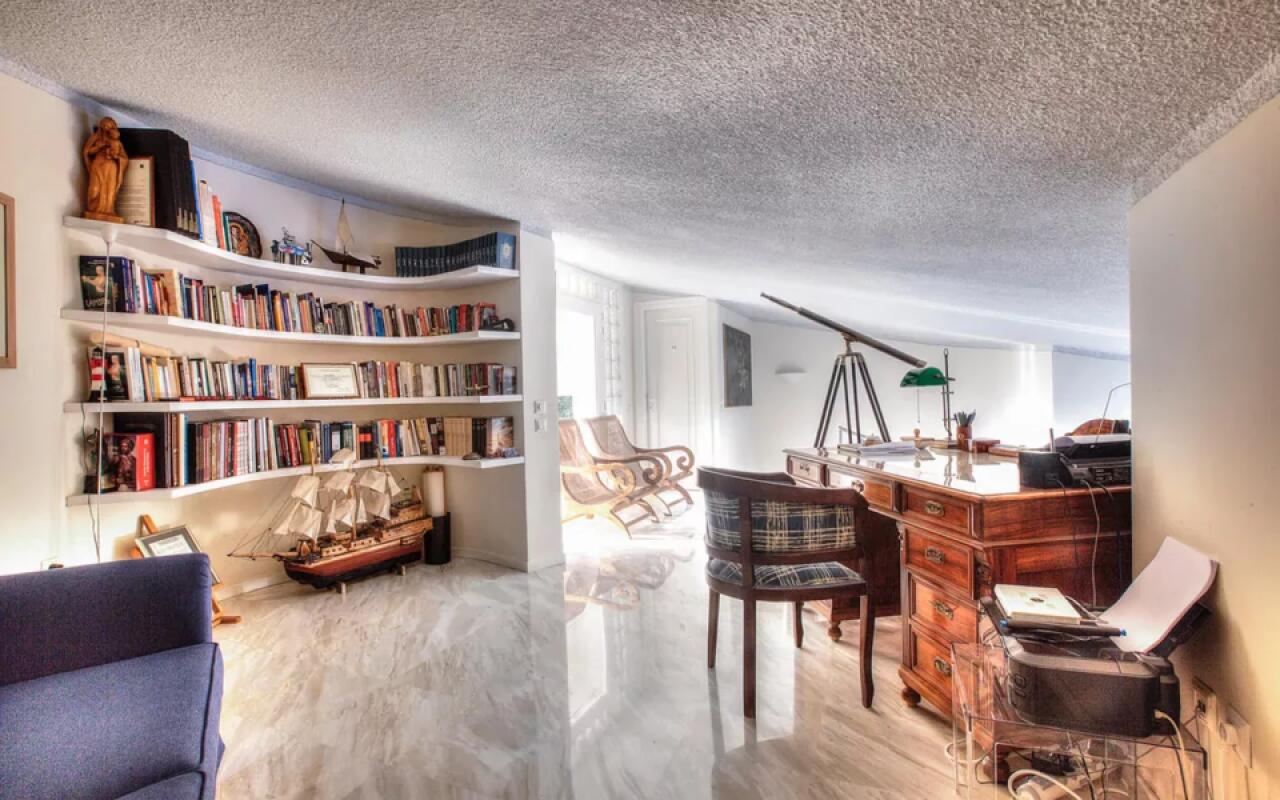 Blue pearl Villa, Sani