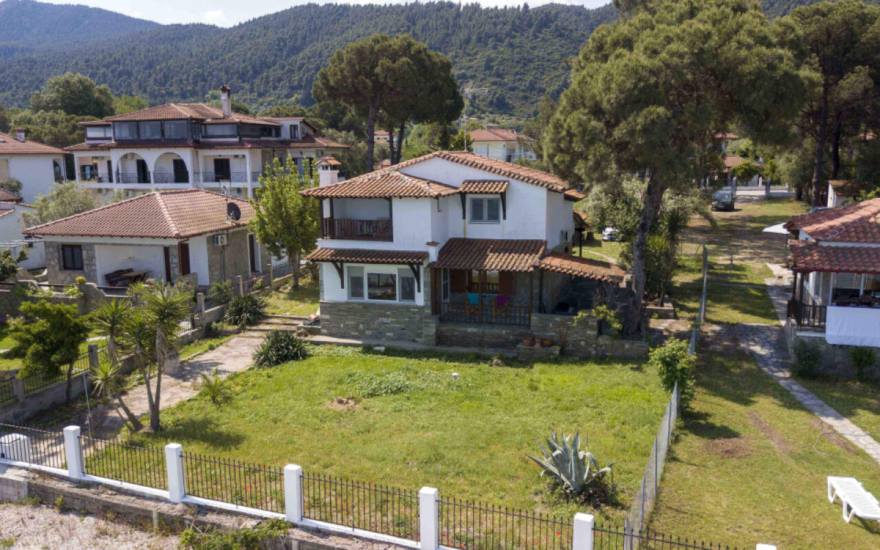 Docker 2 Beachfront Villa, Vourvourou