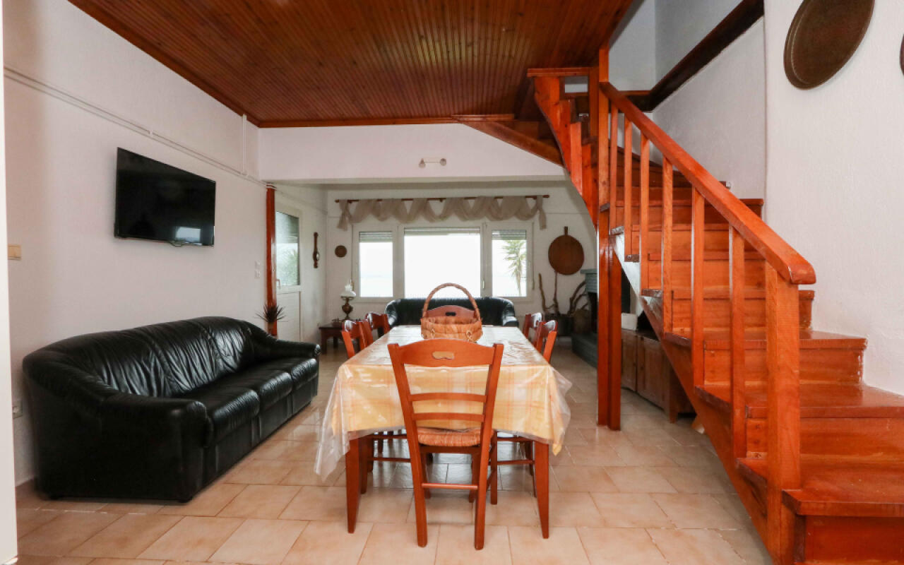 Docker 2 Beachfront Villa, Vourvourou