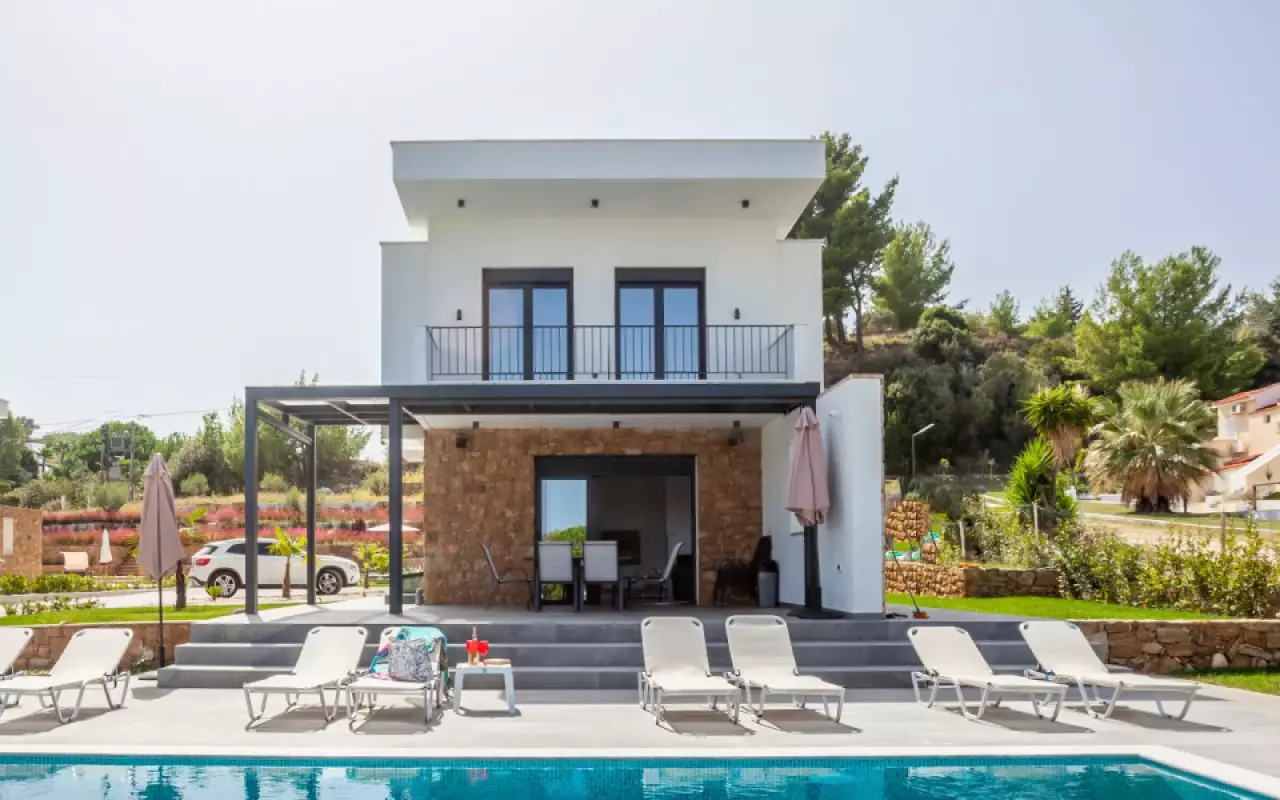 Megan Luxury Villa with private pool