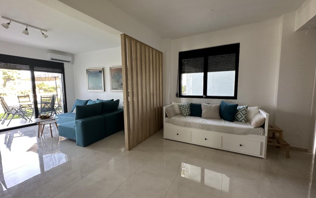 Villa Joana , Kriopigi