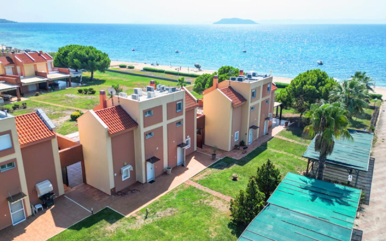 AEON Beach Villa, Tripotamos