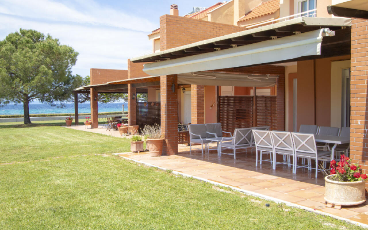 AEON Beach Villa, Tripotamos