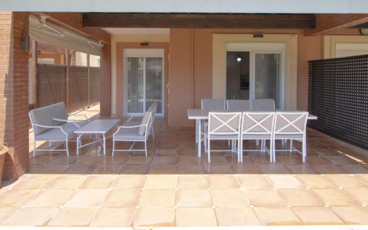 AEON Beach Villa, Tripotamos