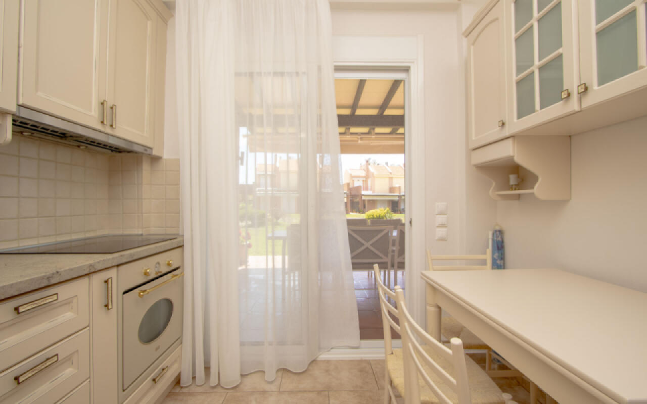 AEON Beach Villa, Tripotamos
