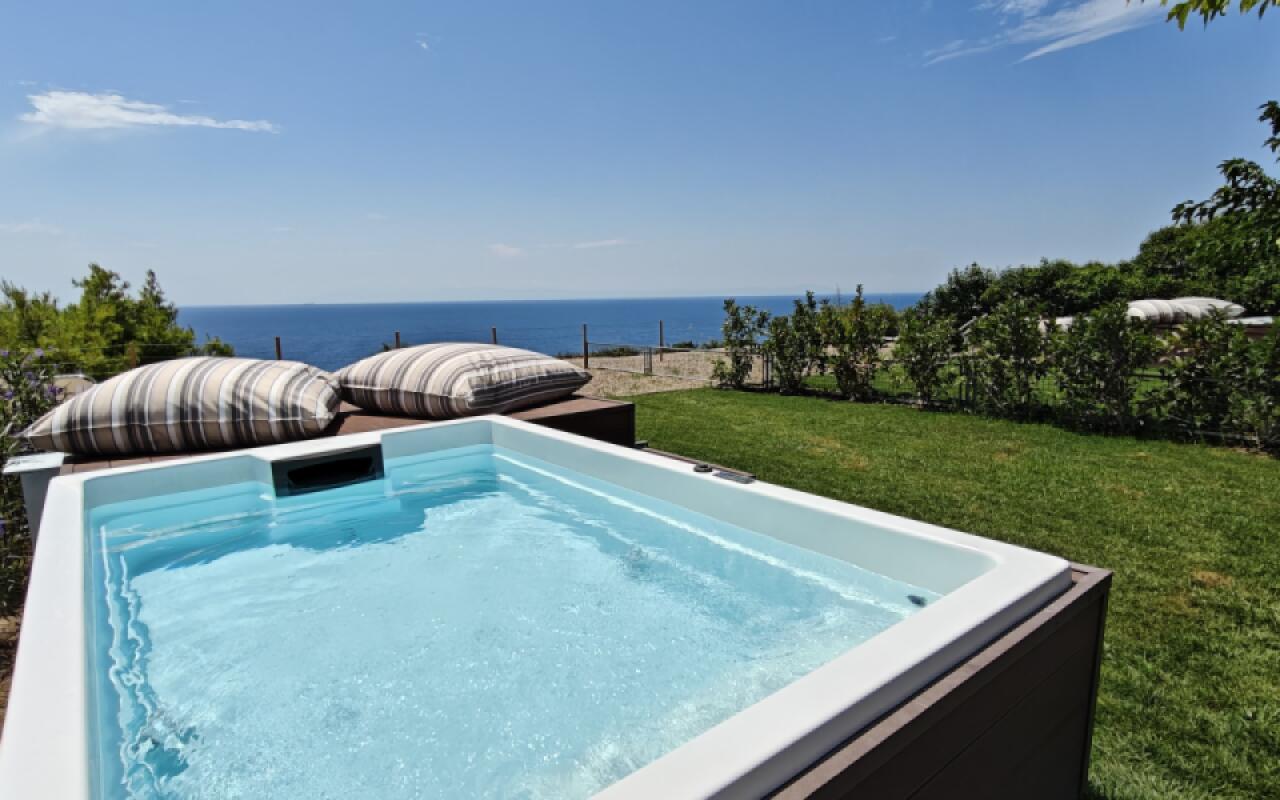 Andy's Place I, Possidi