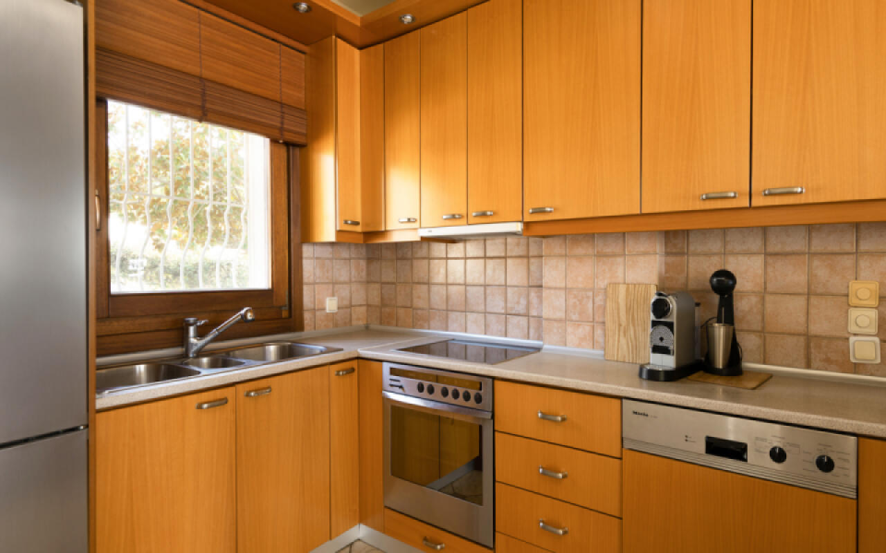 Sunset Boulevard, Kastri Nikiti