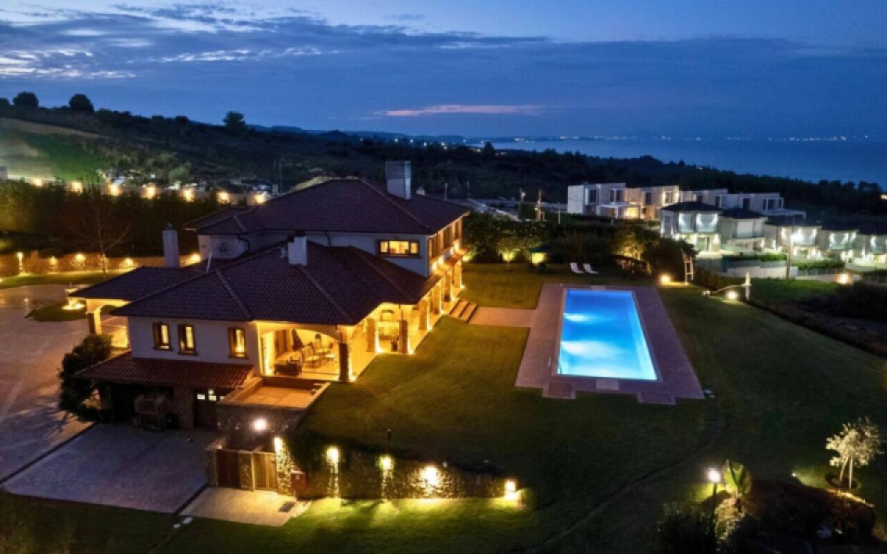 Villa Martina, Hanioti