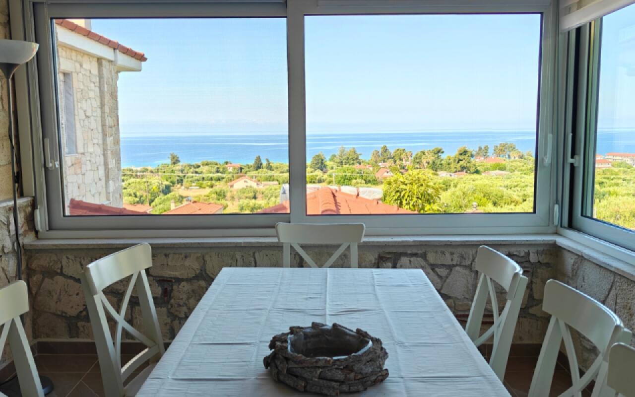 Gardenia Sea View House, Nea Skioni